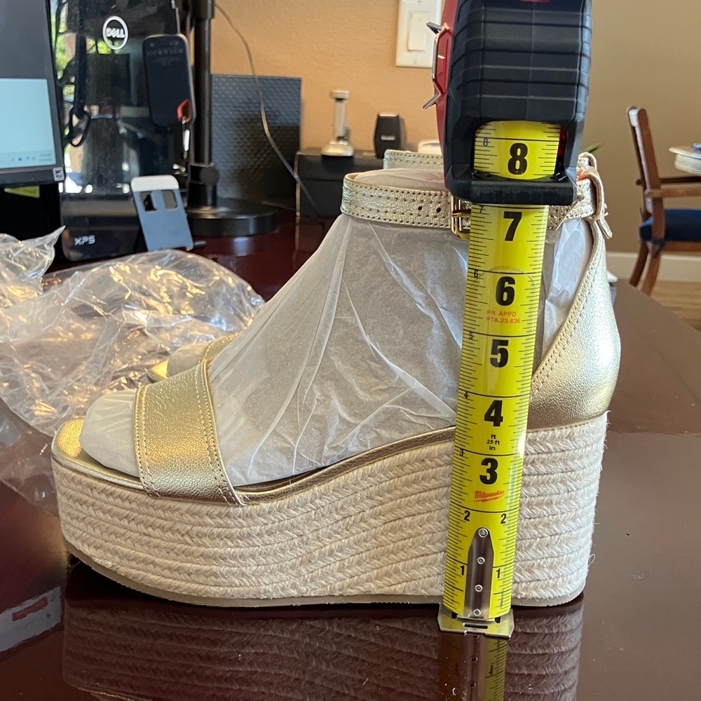 Veronica Beard Metallic Gold Wedge Sandals - Picture 5 of 11